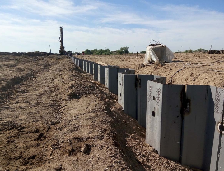 Шпунтова стіна в ґрунті